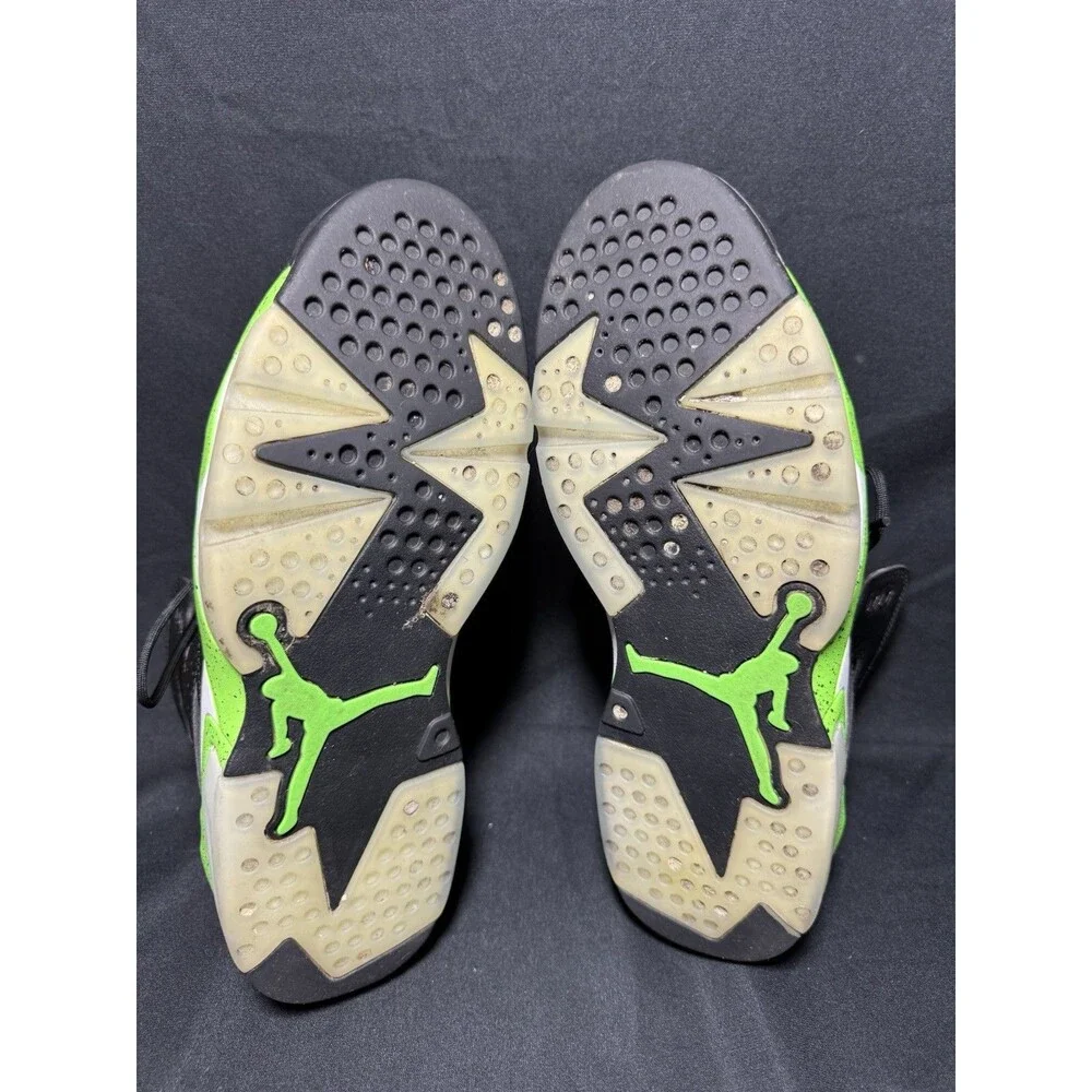 Size 11.5 - Jordan Flight Club 91 Black Green Strike DC7329-003 Pre-Owned Retro